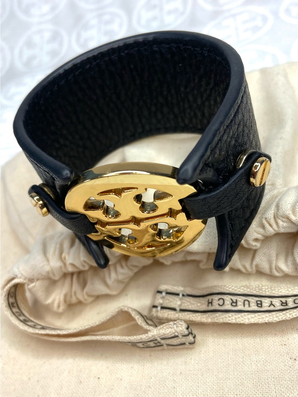 Tory Burch Black Leather Bracelet with Gold Logo Hardware - Picture 3 of 5